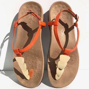 Vionic Miami Sandal Women size 7 Thong Ankle Strap w/Buckle Orange Gold Hardware